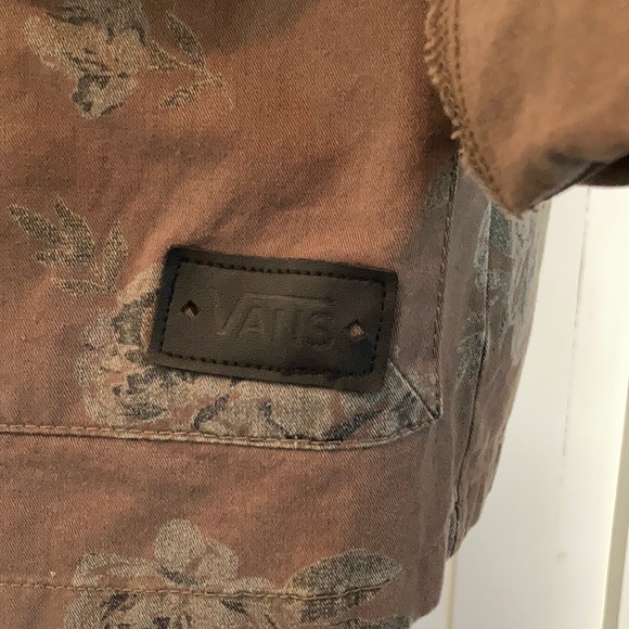 Van’s jacket - Picture 5 of 7